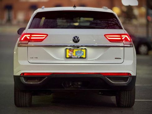 Used 2022 Volkswagen Atlas Cross Sport SE image 6