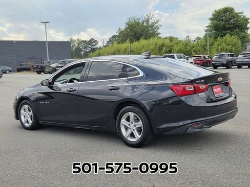 Used 2022 Chevrolet Malibu LS w/ LPO, Floor Liner Package FWD image 3