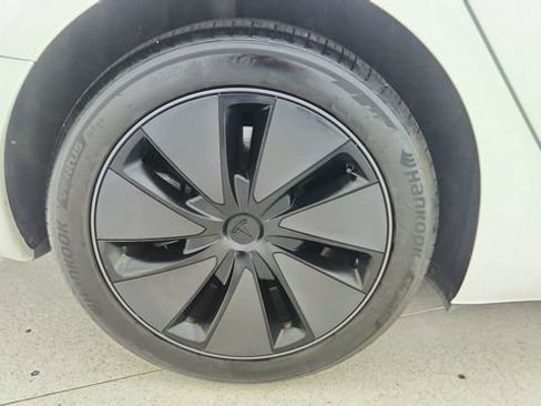 Used 2025 Tesla Model 3 image 58