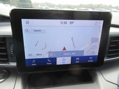 Used 2022 Ford Explorer XLT w/ Equipment Group 202A image 28