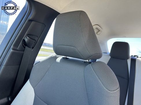 Used 2020 Toyota Corolla L image 17