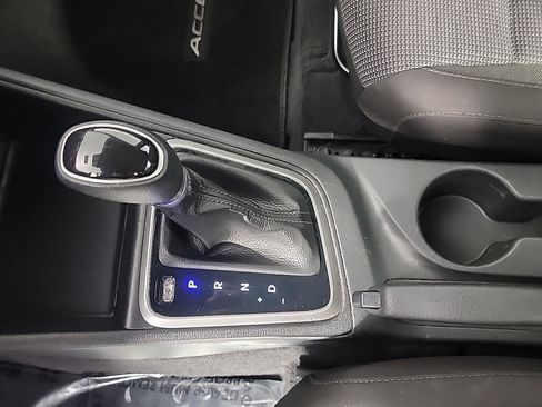 Used 2020 Hyundai Accent SE image 32