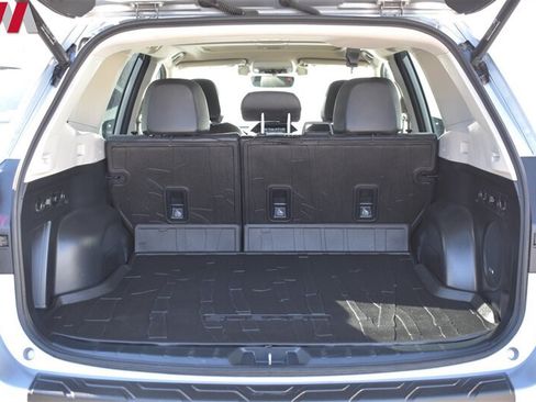 Used 2021 Subaru Forester Touring AWD/4WD image 31