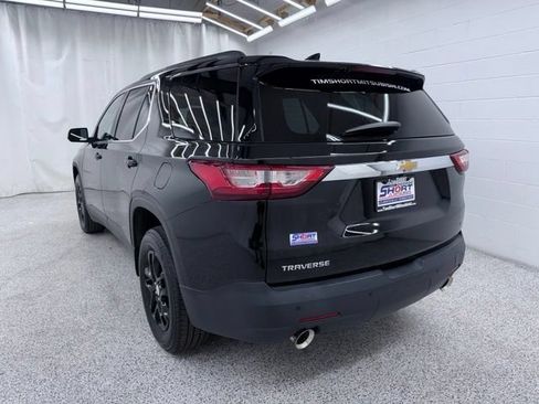 Used 2021 Chevrolet Traverse LT FWD image 4