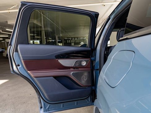 Used 2026 Lincoln Nautilus Black Label image 23