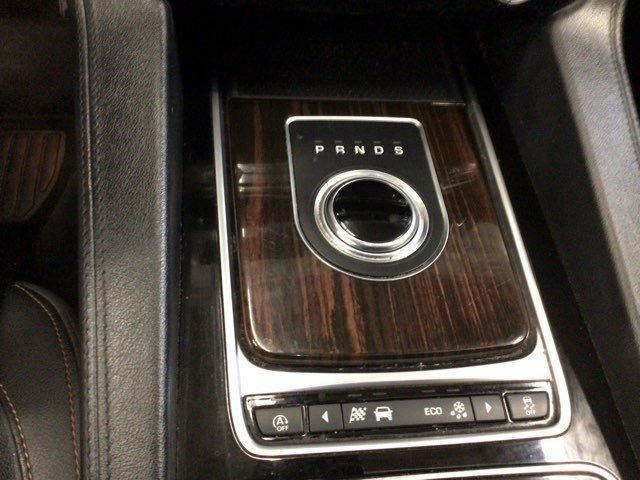 Used 2020 Jaguar F-PACE Prestige AWD/4WD image 29