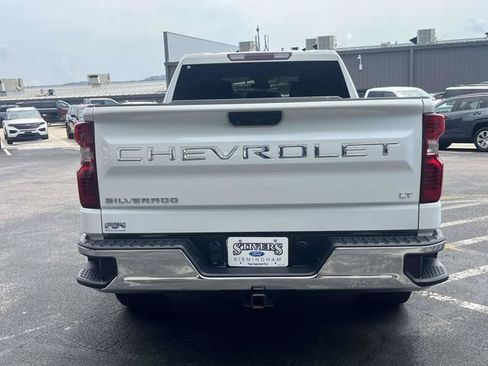 Used 2022 Chevrolet Silverado 1500 LT AWD/4WD image 5