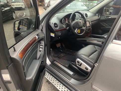 Used 2012 Mercedes-Benz GL 450 4MATIC image 16