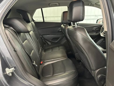 Used 2016 Chevrolet Trax LTZ AWD/4WD image 15