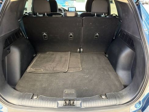 Used 2020 Ford Escape SE image 35