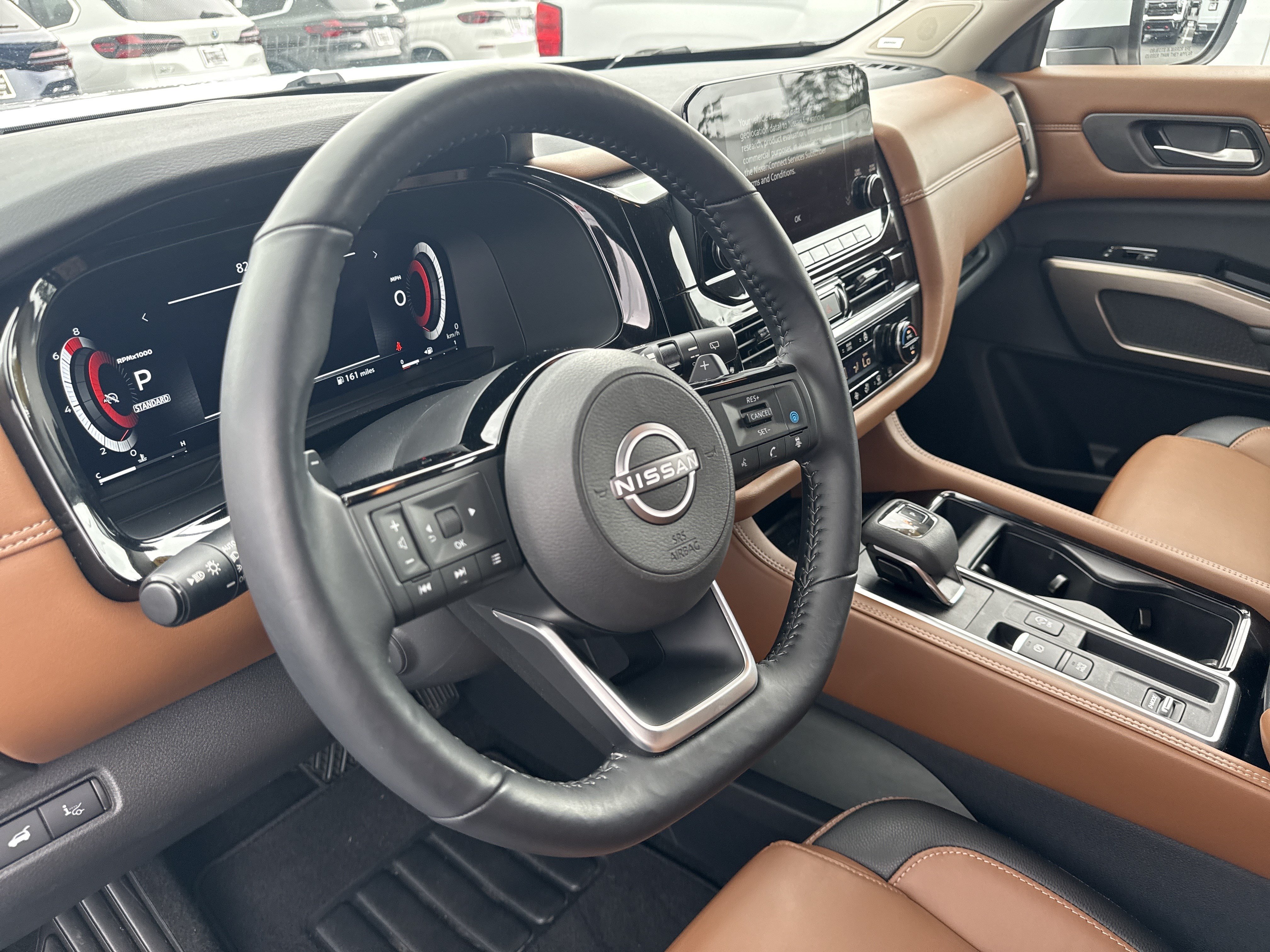 Used 2025 Nissan Pathfinder Platinum w/ Cargo Package FWD image 18