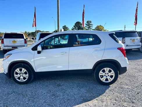 Used 2017 Chevrolet Trax LS image 20