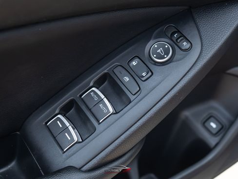 Used 2019 Honda Accord Sport image 38