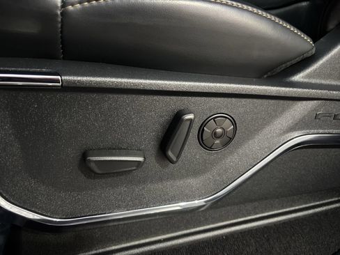 Certified 2024 Ford F250 Platinum w/ FX4 Off-Road Package image 20