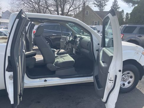 Used 2019 Nissan Frontier S RWD image 21