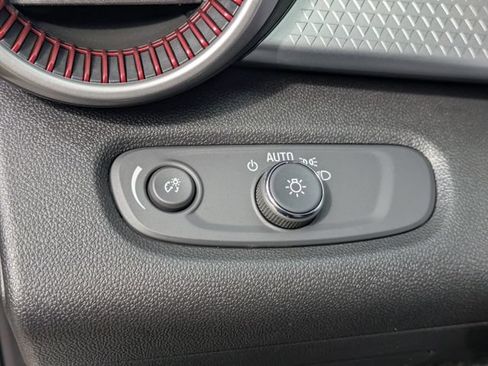 New 2026 Chevrolet Trax RS w/ Sunroof Package FWD image 12