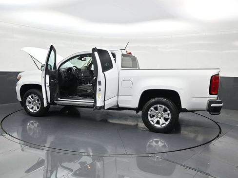 Used 2021 Chevrolet Colorado LT w/ Fleet Safety Package image 34