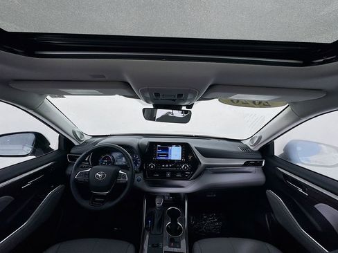 Used 2020 Toyota Highlander Limited image 36