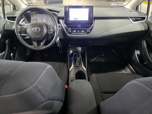 Used 2023 Toyota Corolla LE FWD image 18