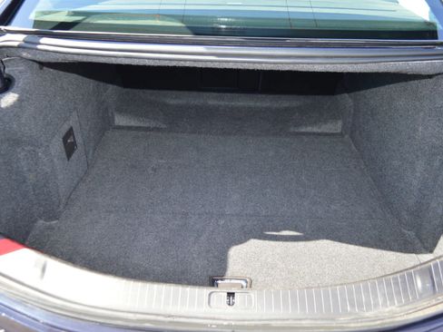 Used 2013 Cadillac XTS Premium image 6