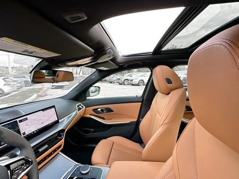 New 2025 BMW 330i Sedan w/ M Sport Package image 17