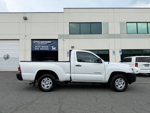 Used 2009 Toyota Tacoma 2WD Regular Cab image 3