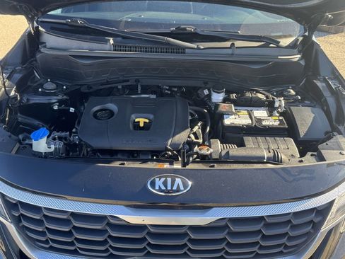 Used 2021 Kia Seltos LX image 7