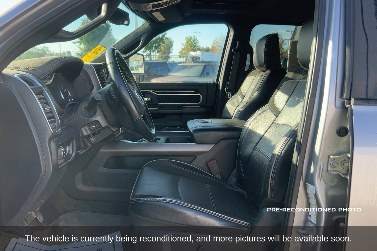 Used 2023 RAM 2500 Laramie AWD/4WD image 11