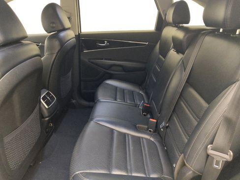 Used 2020 Kia Sorento EX AWD/4WD image 18