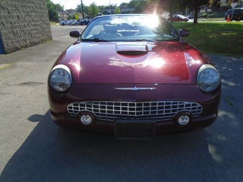 Used 2004 Ford Thunderbird RWD image 4