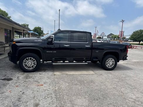 Used 2020 Chevrolet Silverado 2500 High Country w/ Technology Package AWD/4WD image 1
