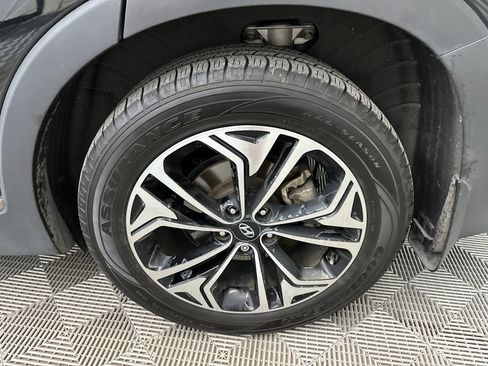 Used 2020 Hyundai Santa Fe Limited w/ Cargo Package FWD image 23