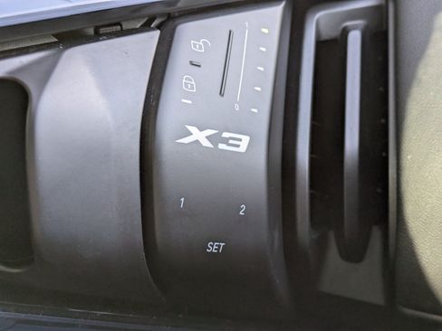 Used 2025 BMW X3 xDrive30i w/ M Sport Package AWD/4WD image 21