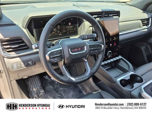 Used 2025 GMC Terrain Elevation w/ Elevation Premium Package AWD/4WD image 10
