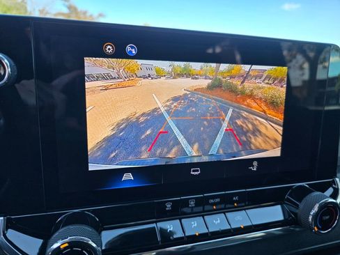 New 2025 Chevrolet Colorado W/T image 15