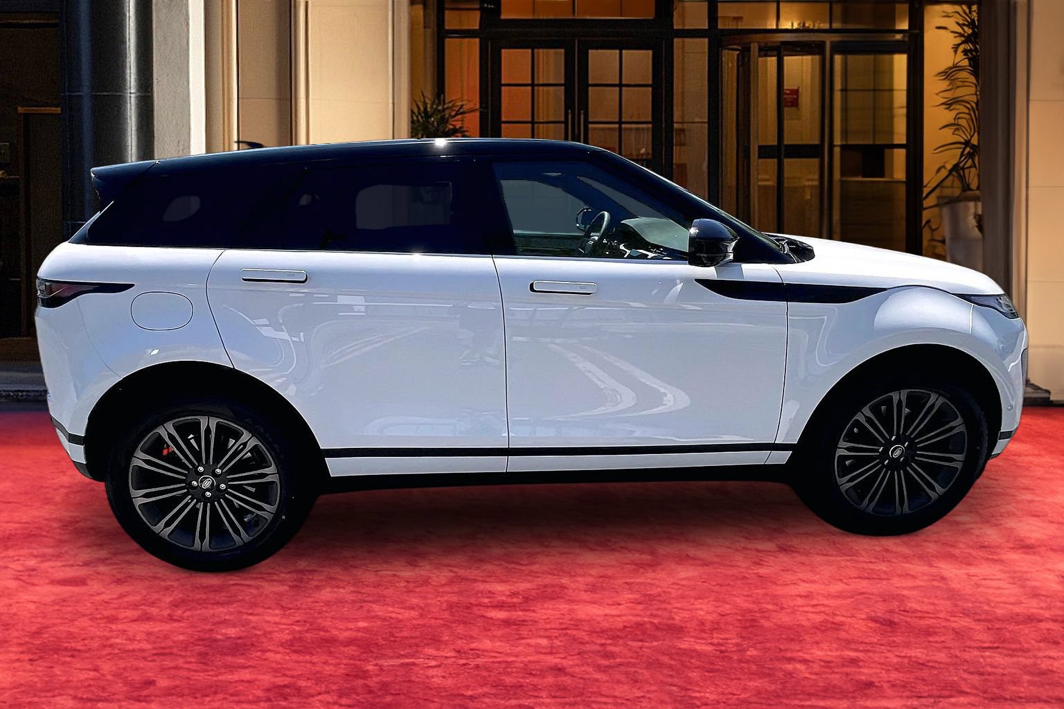 New 2026 Land Rover Range Rover Evoque S AWD/4WD image 6