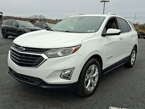 Certified 2020 Chevrolet Equinox LT image 3