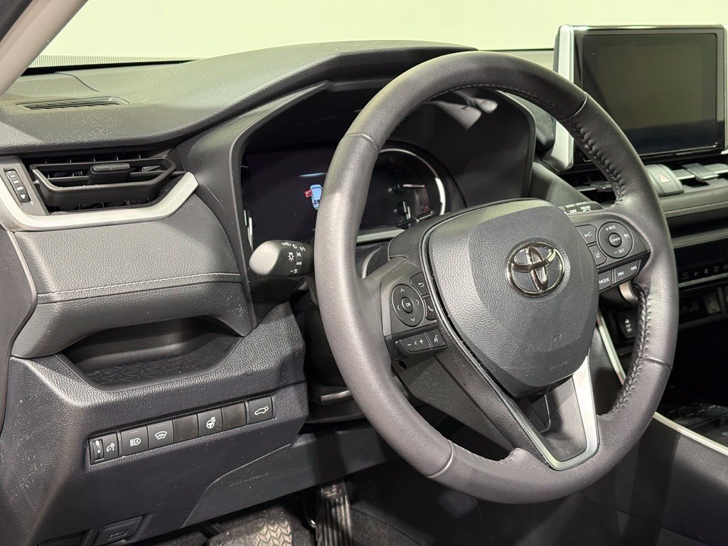 Certified 2024 Toyota RAV4 XLE w/ Convenience Package AWD/4WD image 18
