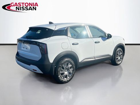 Used 2026 Nissan Kicks S FWD image 9