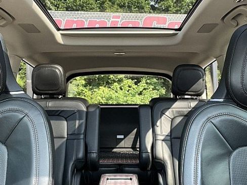 Used 2020 Lincoln Aviator Reserve w/ Equipment Group 202A AWD/4WD image 13