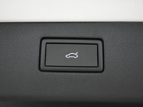 New 2026 Volkswagen Tiguan SE image 20