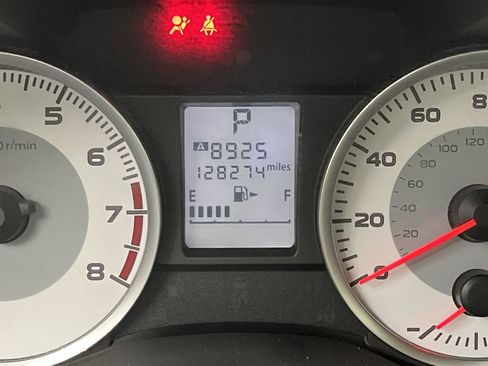 Used 2014 Subaru Impreza 2.0i Premium image 12