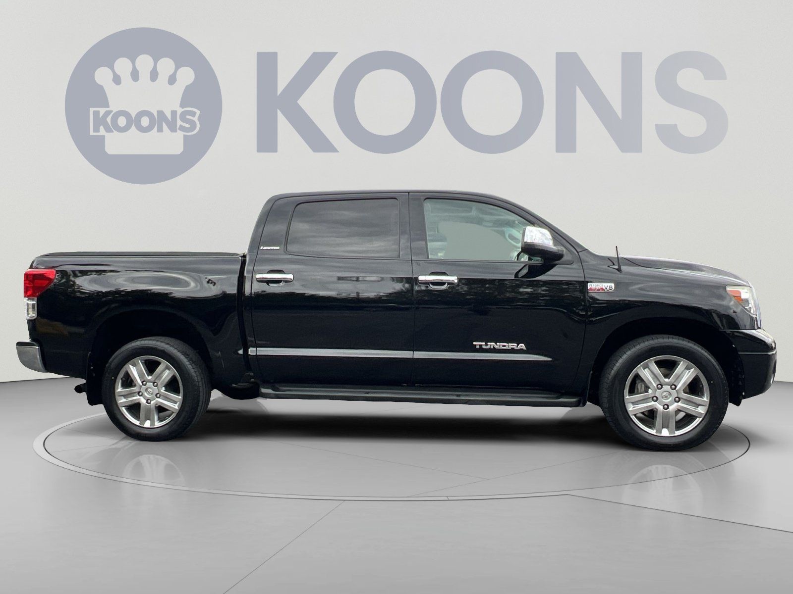 Used 2011 Toyota Tundra Limited w/ Memory Pkg AWD/4WD image 10