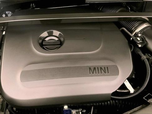 Certified 2025 MINI Cooper Countryman S w/ Comfort Package Max AWD/4WD image 30