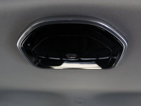 Used 2022 Jeep Grand Cherokee L Limited image 34