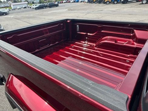 Used 2021 Jeep Gladiator Sport image 29