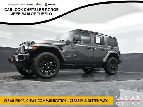 Used 2025 Jeep Wrangler Unlimited Sahara w/ Safety Group AWD/4WD image 55