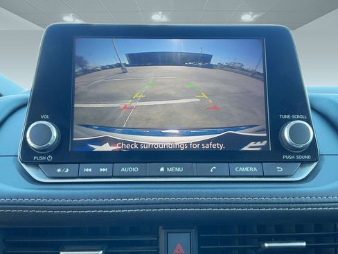 Used 2023 Nissan Rogue SV image 23