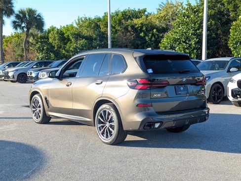 New 2026 BMW X5 xDrive50e w/ M Sport Package AWD/4WD image 8