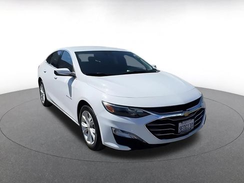 Used 2023 Chevrolet Malibu LT image 3